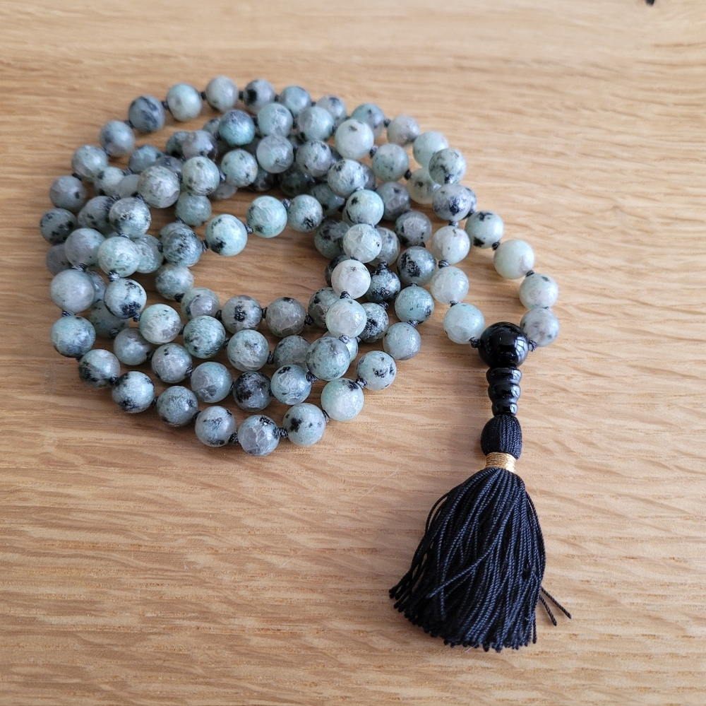 Handmade Sesame Jasper Mala Necklace – 8mm Beads – Silk Thread – Made in Quebec